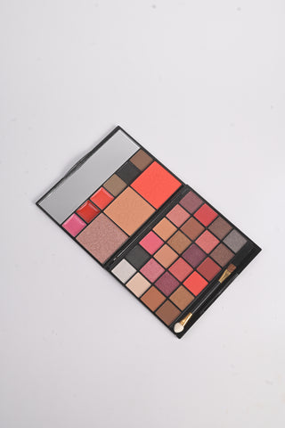 Styglo Artistry Make Up Kit